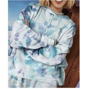 VS pink pullover hooded sweatshirt- hoodie xxl plus tie dye